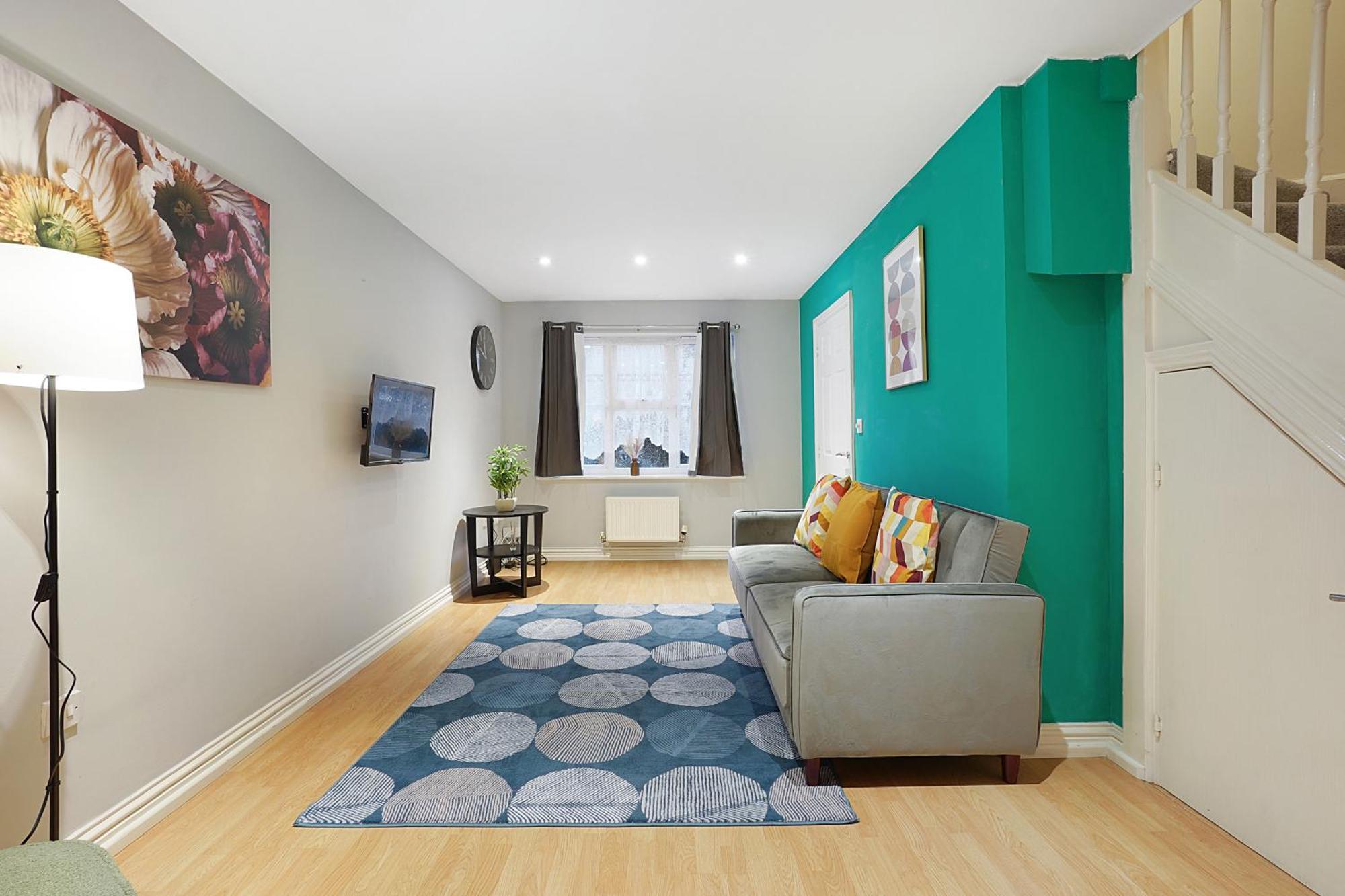 Comfortable Stylish Townhouse In Ashford Sleeps 5 Netflix 2 Parking Spaces Perfect For Contractors And Families Buitenkant foto