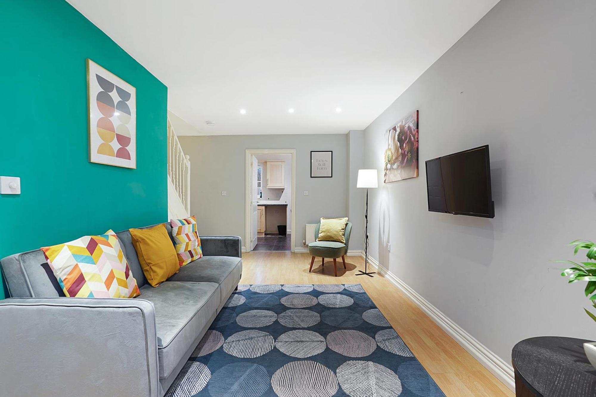 Comfortable Stylish Townhouse In Ashford Sleeps 5 Netflix 2 Parking Spaces Perfect For Contractors And Families Buitenkant foto