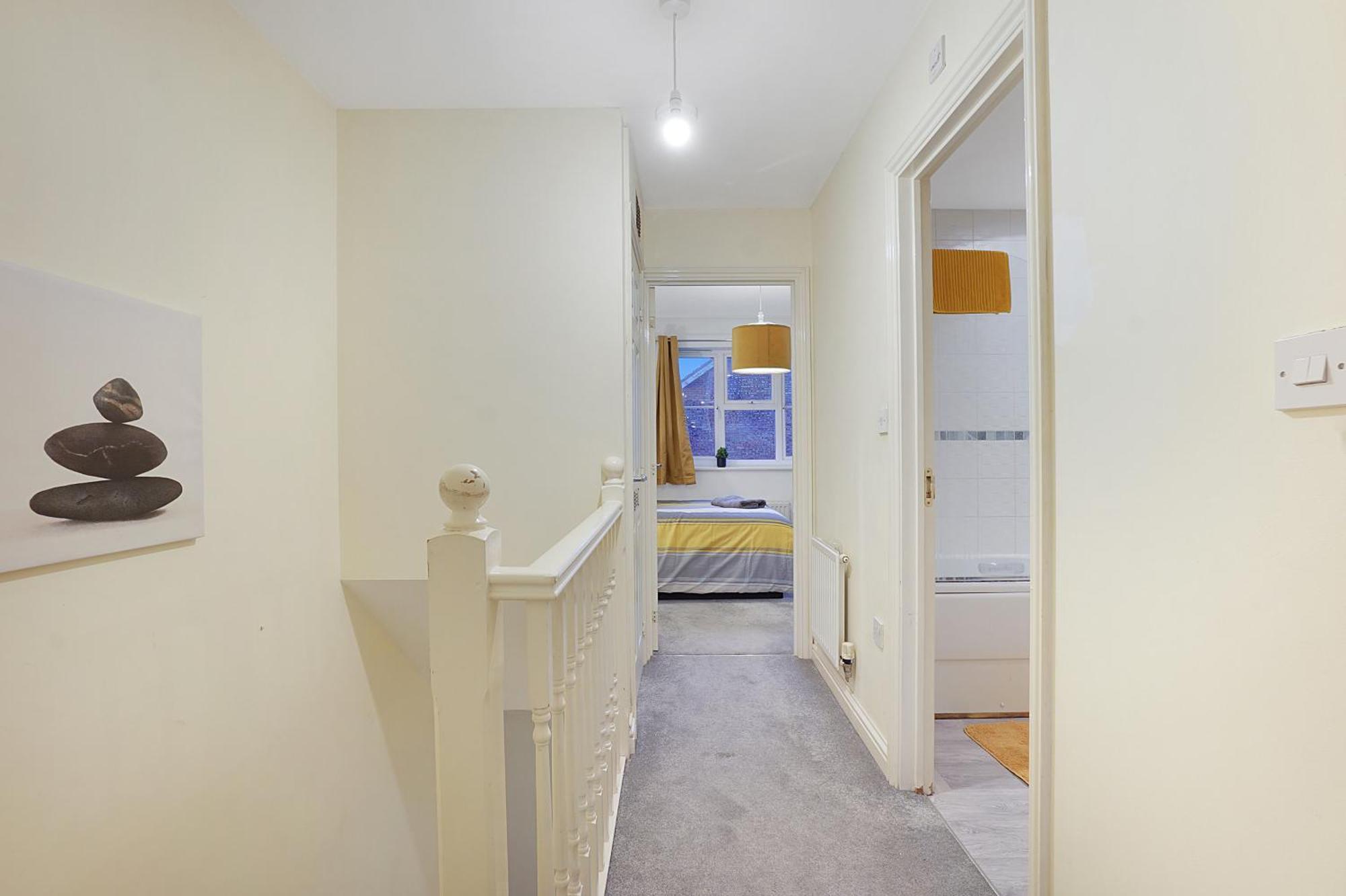 Comfortable Stylish Townhouse In Ashford Sleeps 5 Netflix 2 Parking Spaces Perfect For Contractors And Families Buitenkant foto